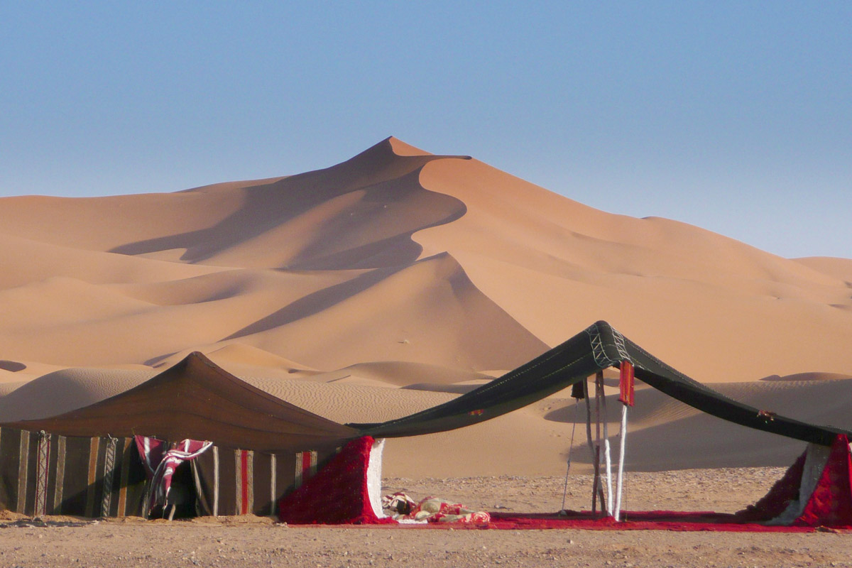 Berber Tent In The Sahara • Interactive Sound Player