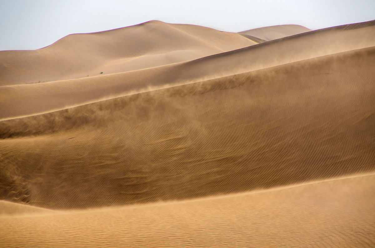 Desert Wind Noise Generator • Relaxing Nature Sounds